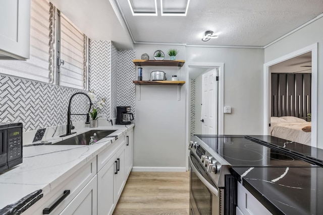 スタイリッシュ 2 ベッドルーム イン ザ ハート オブ ワイキキ