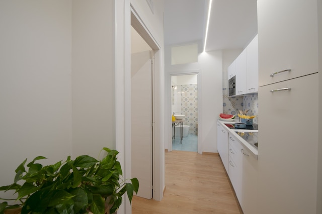 スイート ネラーノ - イン ザ センター オブ マイオーリ ア フュー ステップス フロム ザ シー