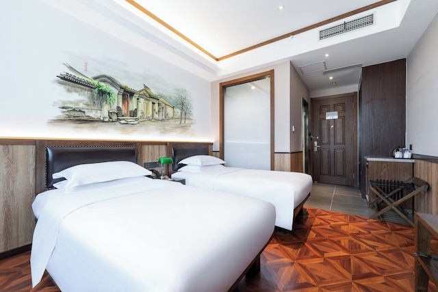 Nostalgia Hotel(Beijing Panjiayuan Antique Market )