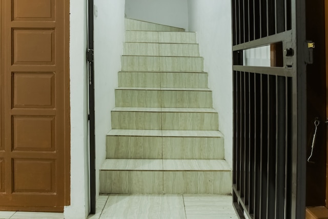 ホテル O パ バエン バエン ニア ルマ サキット ファイサル フォーマリー ゲスト ハウス チャハヤ 7296