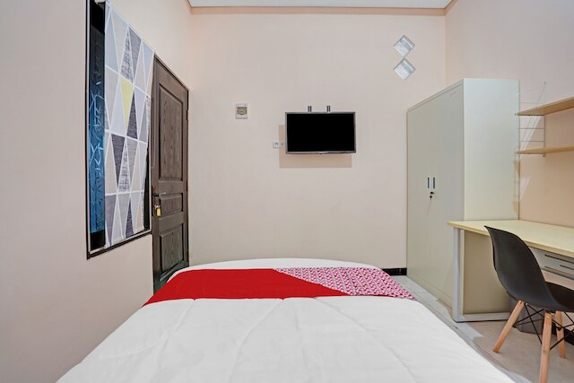 OYO ライフ 90649 ラジャ レジデンス シャリア