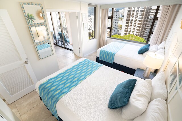 タワー 2 スイート 1207 1 ベッドルーム コンド