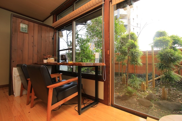 ゲストハウス月が綺麗ですね