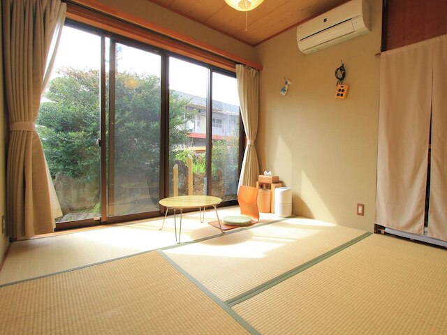 ゲストハウス月が綺麗ですね