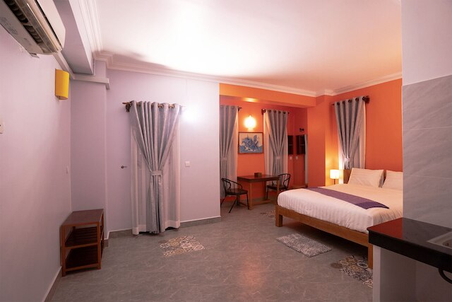 ダウンペン パレス ブティック