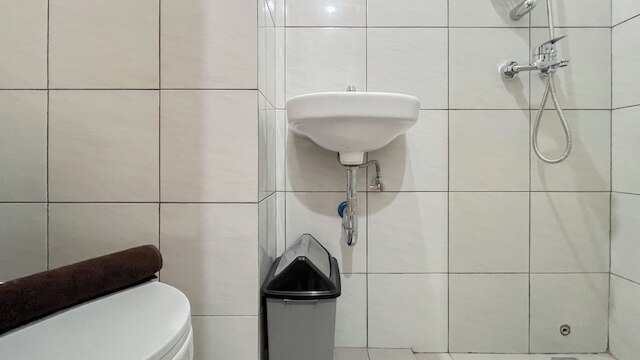 コンパクト スタジオ (ノー キッチン) アパートメント バンダラヤ - タラサ シティ マカッサル