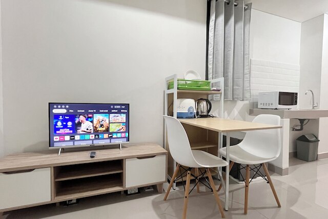 フル ファーニッシュド スタジオ (ノー キッチン) バンダラヤ - タラサ シティ マカッサル アパートメント