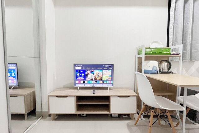 フル ファーニッシュド スタジオ (ノー キッチン) バンダラヤ - タラサ シティ マカッサル アパートメント