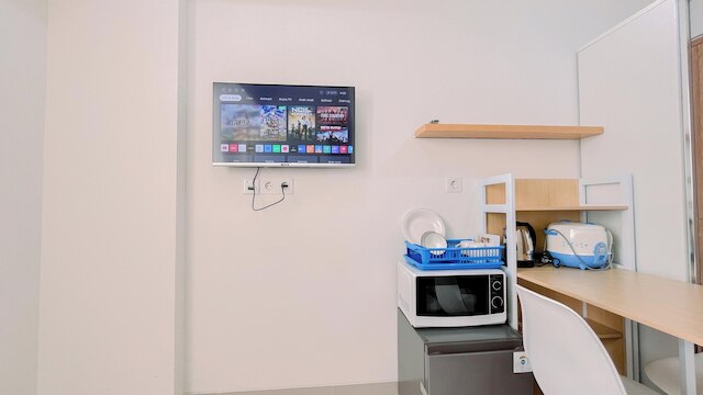 グッド アンド コンフィ スタジオ (ノー キッチン) バンダラヤ - タラサ シティ マカッサル アパートメント