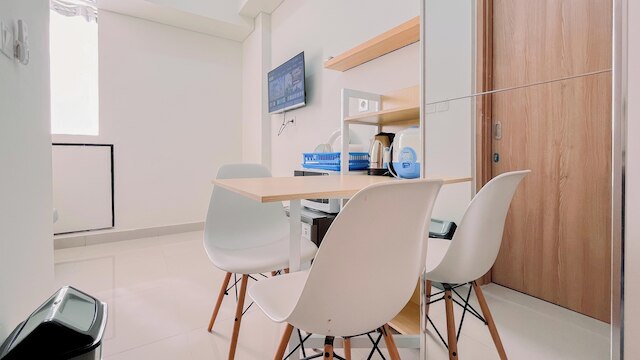 グッド アンド コンフィ スタジオ (ノー キッチン) バンダラヤ - タラサ シティ マカッサル アパートメント