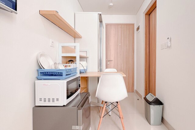 グッド アンド シンプリー スタジオ (ノー キッチン) バンダラヤ - タラサ シティ マカッサル アパートメント