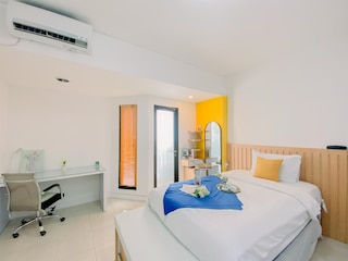 グッド アンド ナイス スタジオ アット タマンサリ スディルマン アパートメント