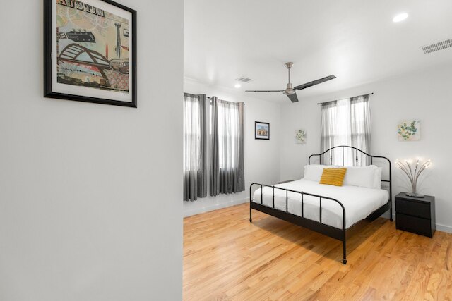 2ベッドルーム イースト オースティン コンド フリー パーキング