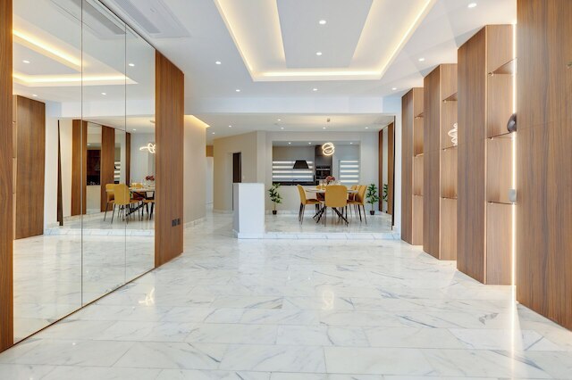 プレミア シーフロント リビング: ウルトラ ラグジュアリー イン スリーマ