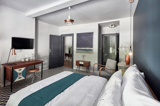 ベズ カントウ アート ルームズ