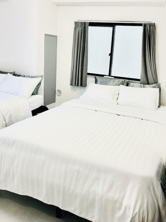 GLOU Shinjuku Family