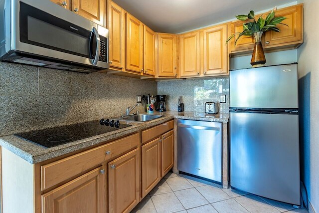 パキ マウイ 411 1 ベッドルーム コンド