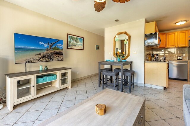 パキ マウイ 411 1 ベッドルーム コンド