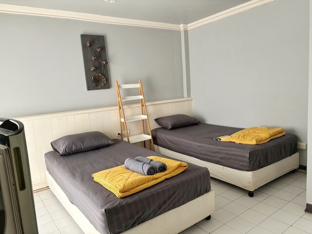 ピース プール BNB ファミリー アンド フィーメイル オンリー