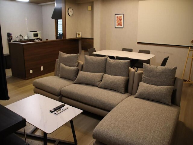 りとまる　博多箱崎