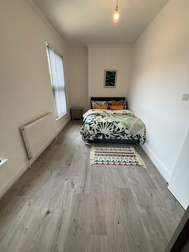 ラックス スペーシャス 5 ベッド ハウス イン リバプール