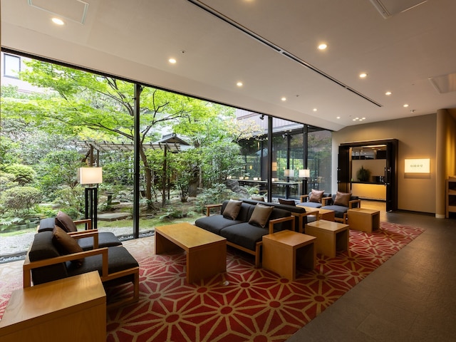 ロワジールホテル クラシックガーデン 京都三条