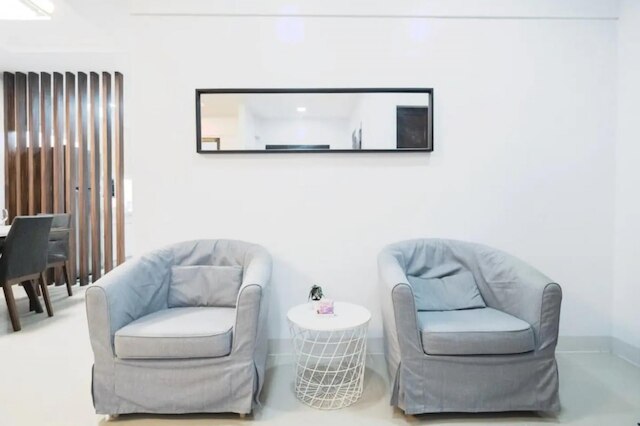 3bd ラックス シティ オアシス ラス ピナス