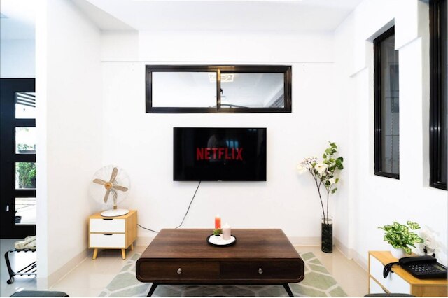 3bd ラックス シティ オアシス ラス ピナス