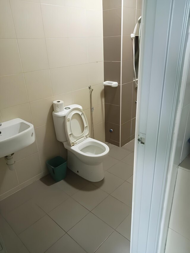 アリフ アベニュー 0905 バイ ナトル