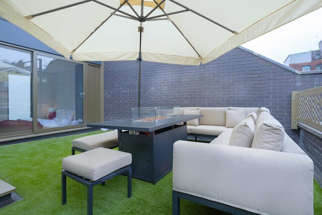 タウンハウス イースト バイ カサシティ