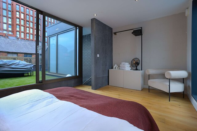 タウンハウス イースト バイ カサシティ