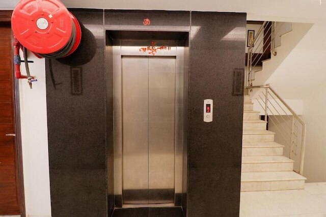 ホテル ババ レジデンシー