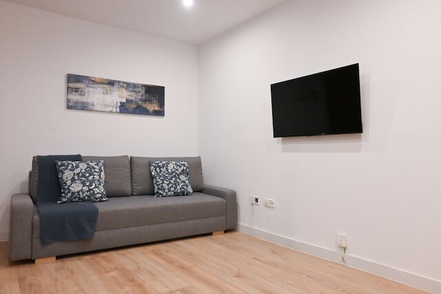 M スロ160 リンド エストゥディオ エン バリオ フスティシア