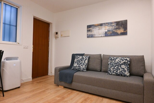 M スロ160 リンド エストゥディオ エン バリオ フスティシア