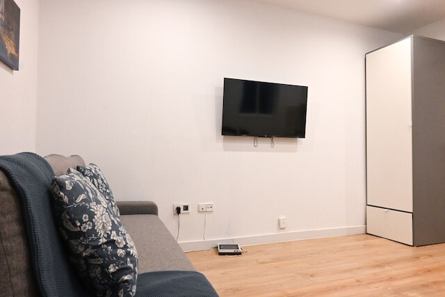 M スロ160 リンド エストゥディオ エン バリオ フスティシア