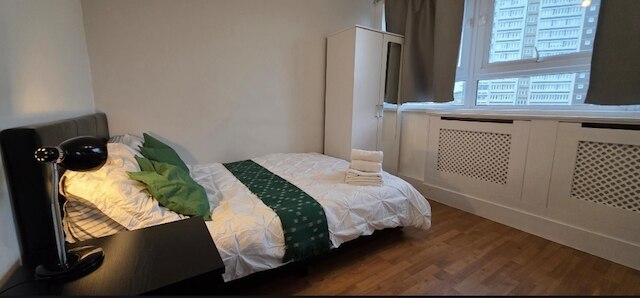 2 ベッド フラット - スリープス 4 - パーキング - バルコニー - WiFi