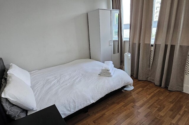 2 ベッド フラット - スリープス 4 - パーキング - バルコニー - WiFi