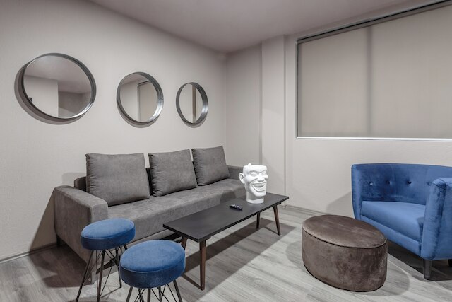 ローマ ノルテ エスケープ - 2 ベッドルーム - ファスト WiFi, エレベーター, ランドリー