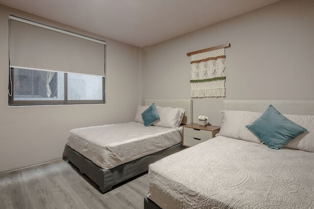 ローマ ノルテ エスケープ - 2 ベッドルーム - ファスト WiFi, エレベーター, ランドリー