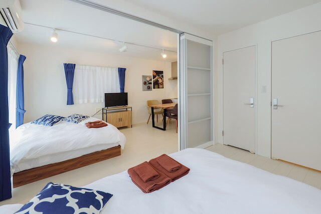 Grand Duo Shirokane by Tranova