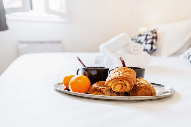 テラス ドゥ ラ カヌルグ - プルミエール コンシェルジュリー