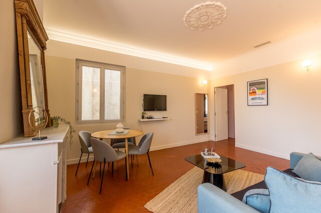 スイート コメディ - プルミエ コンシェルジュ