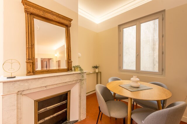 スイート コメディ - プルミエ コンシェルジュ