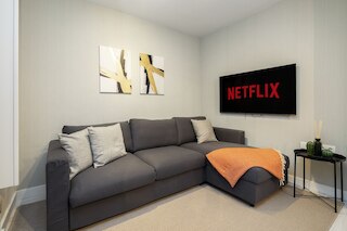 リスボン'ズ ベスト ケプト シークレット: 2-ベッド ウィズ エアコン & パティオ