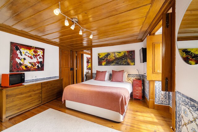 リスボン ジェム タイムレス エレガンス アンド モダン コンフォート