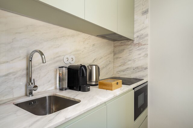 タイムレス ラグジュアリー ポルト ウィズ エアコン & エレベーター