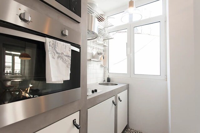 シック スタジオ ロケーテッド イン リスボン ヒストリック センター