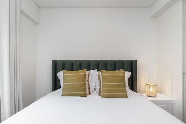 アーバン オアシス: モダン リビング ウィズ パーキング & エアコン