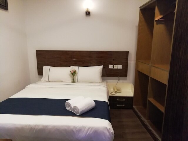 キャピタル O 91016 オテル ポロディウム TRX