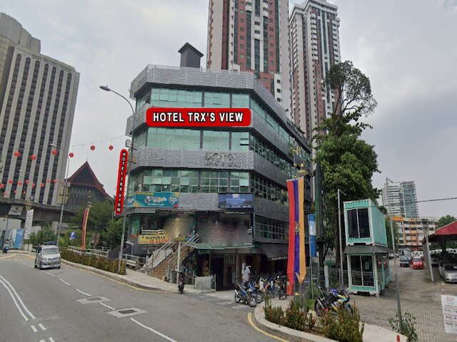 キャピタル O 91016 オテル ポロディウム TRX